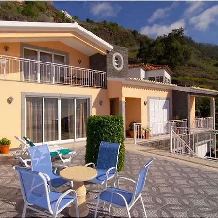 Hasta La Vista Holiday home Arco da Calheta (Madeira)